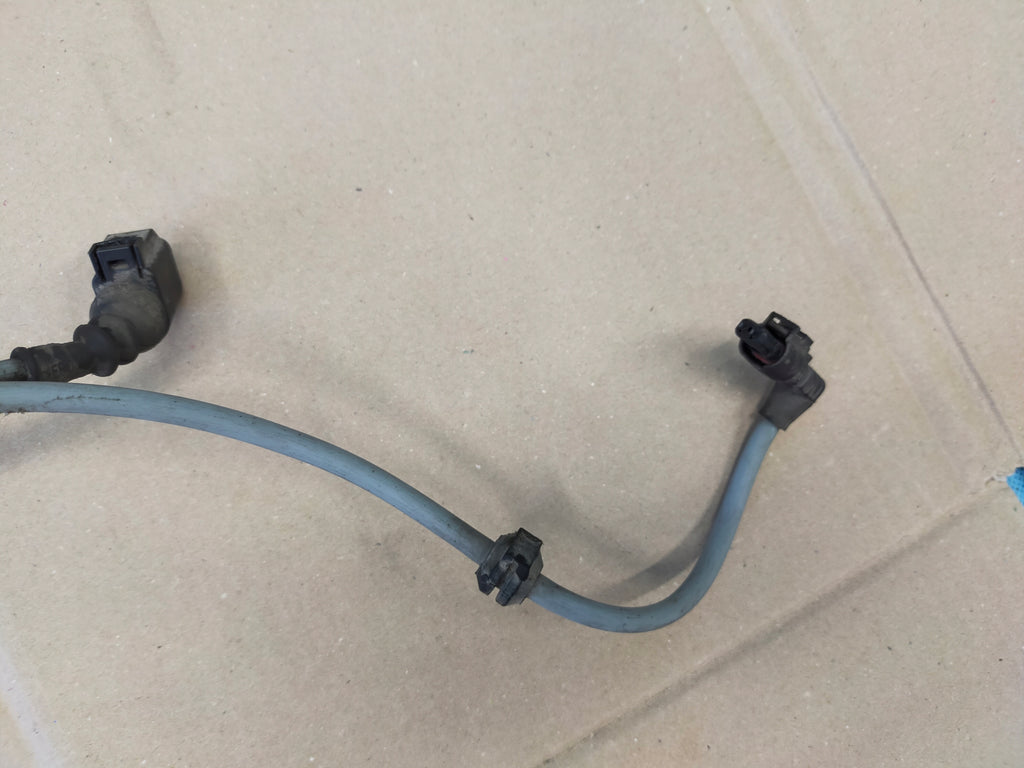 SKODA SUPERB 3 III FL 2.0 FSI 200KW 20R BEAM SPEED SENSOR RIGHT REAR
