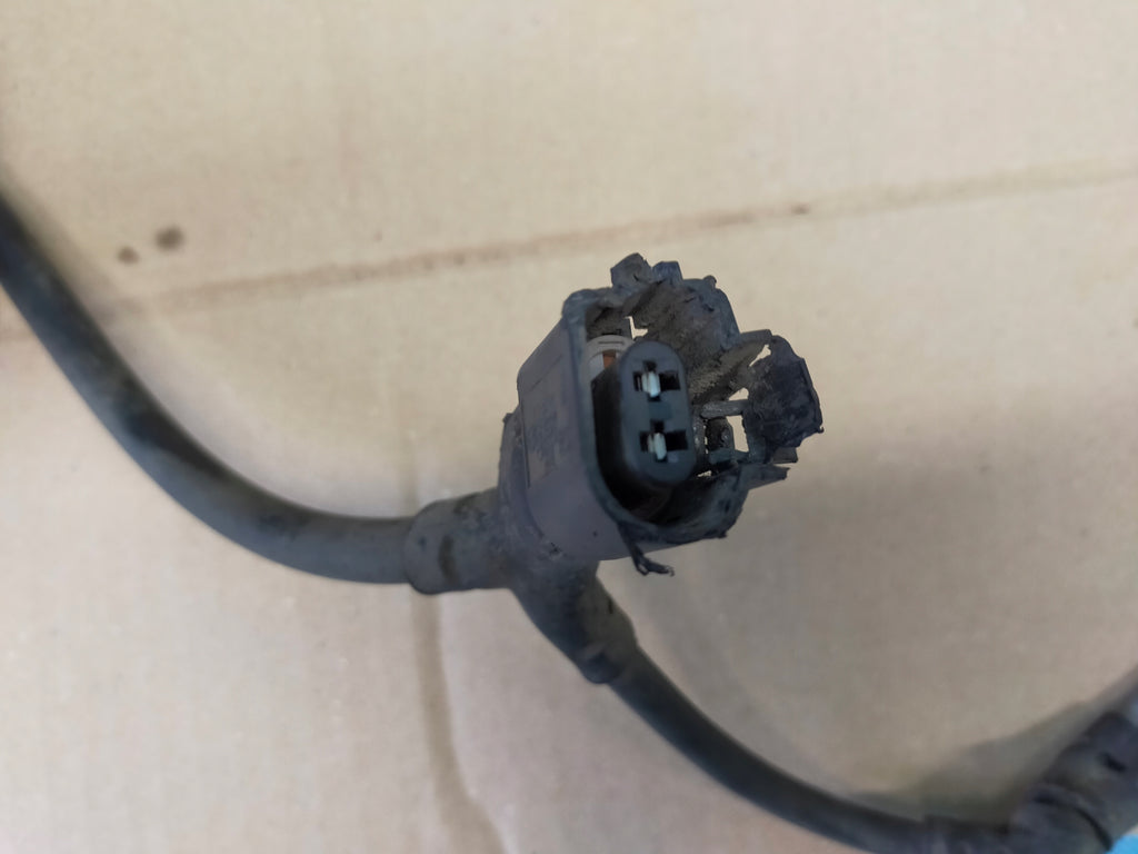 SKODA SUPERB 3 III FL 2.0 FSI 200KW 20R BEAM SPEED SENSOR RIGHT REAR