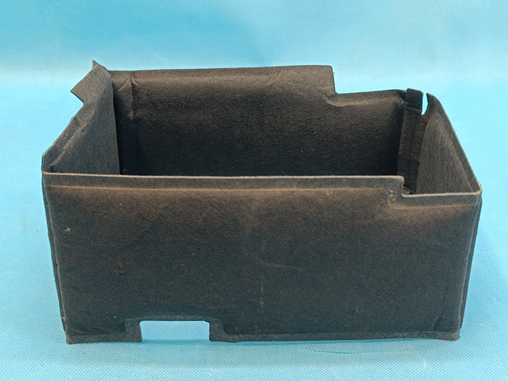 SKODA SUPERB 3 III FL 2.0FSI 200KW 2020R BATTERY COVER 2Q0915418G