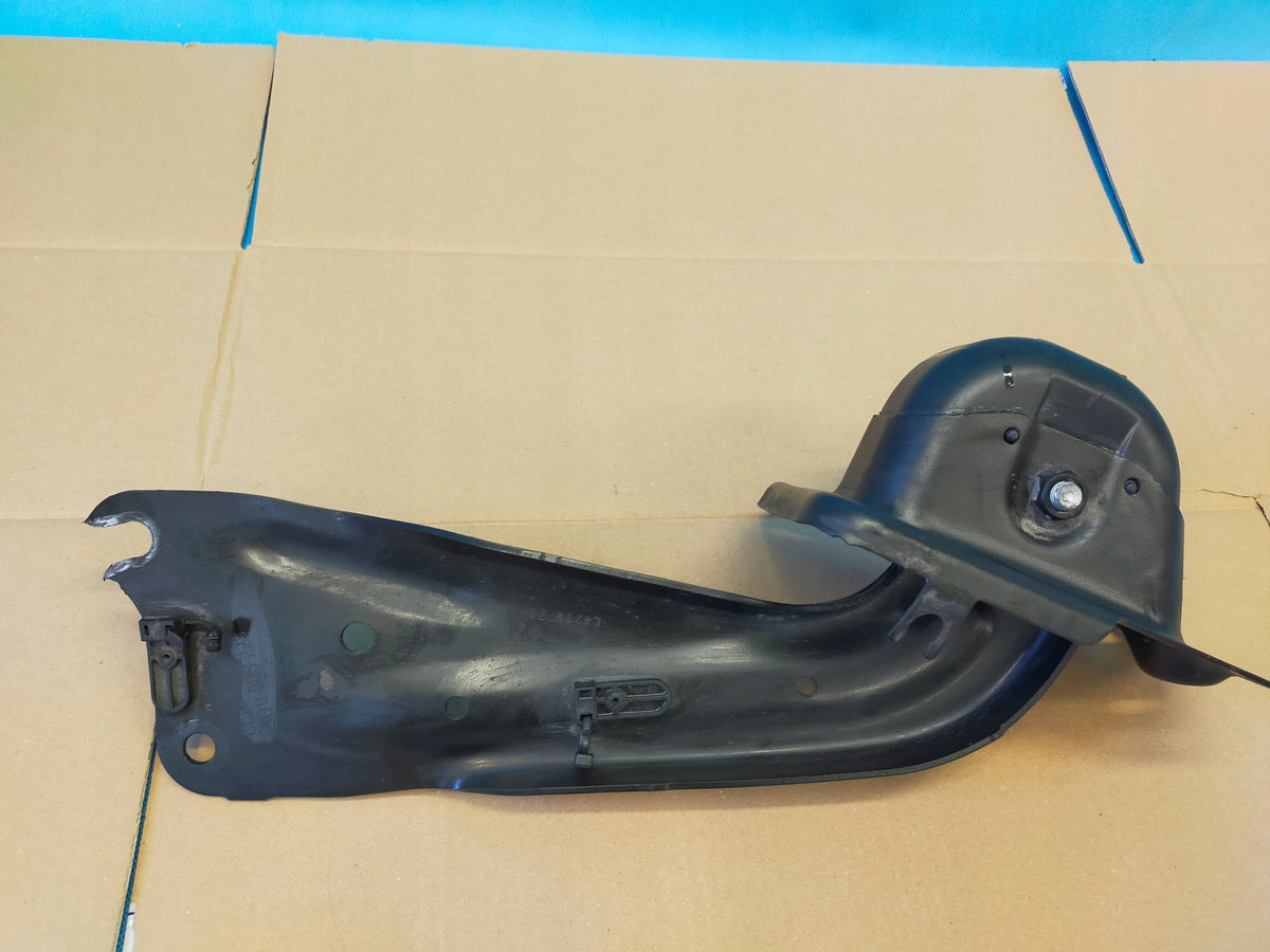 SKODA SUPERB 3 III FL 2.0FSI 200KW 2020R CONTROL ARM LEFT REAR 3G0505225