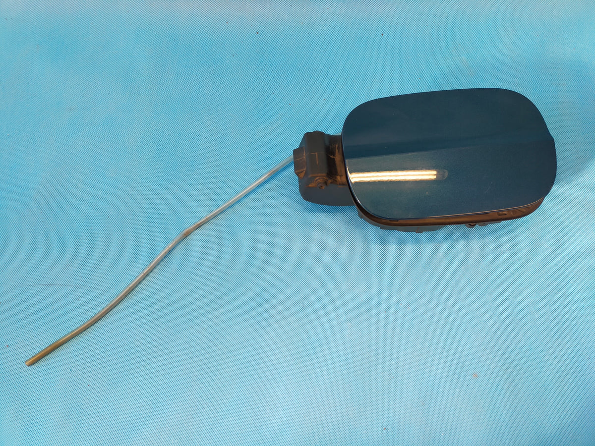 SKODA SUPERB 3 III FL 2.0FSI 200KW 2020R FUEL FILLER FLAP LW5Q 3V9809909