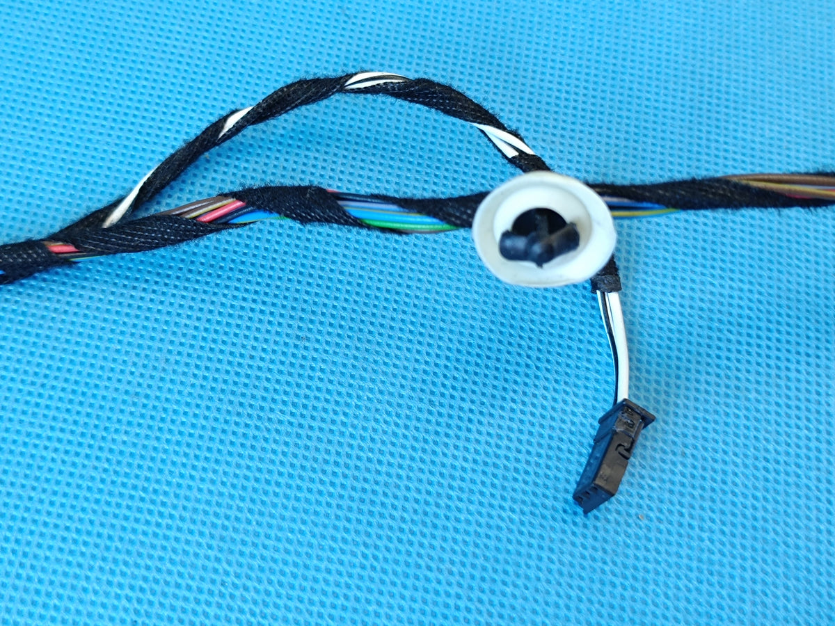SKODA SUPERB 3 LIFT 2.0 TDI 110KW 2023 R DOOR HARNESS RIGHT REAR 3V0971694BP