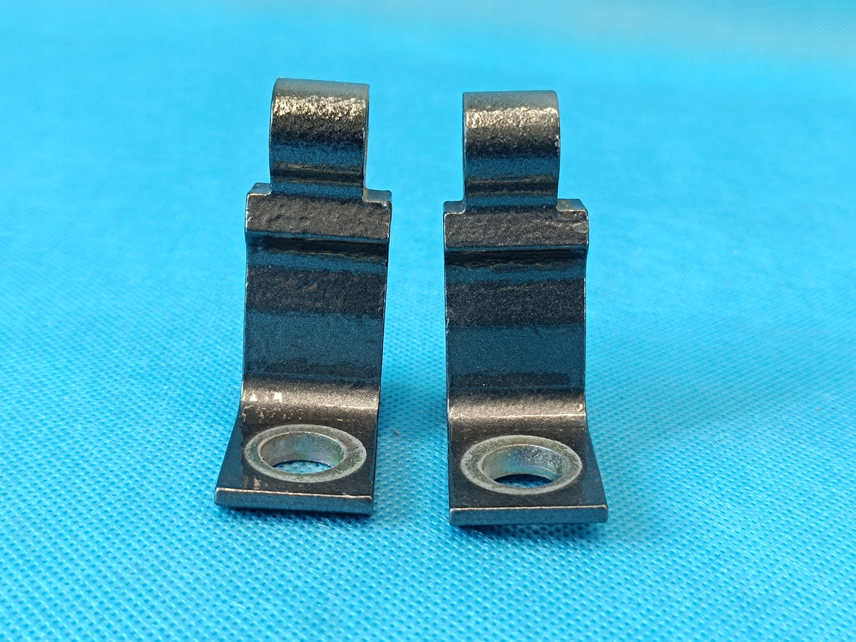 SKODA SUPERB 3 LIFT 2.0 TDI 110KW 2023 R DOOR HINGES RIGHT REAR 8X0831404B