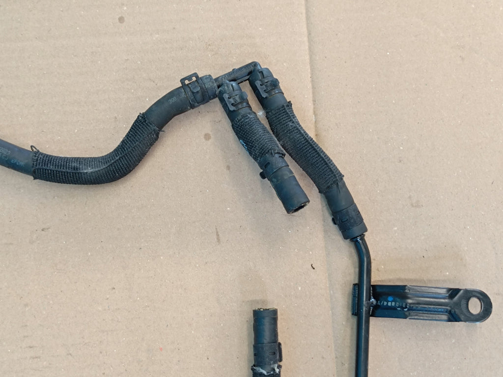 SKODA SUPERB 3 LIFT 2.0 TDI 110KW 2023 R HOSE WATER TUBE 3Q0121070AG
