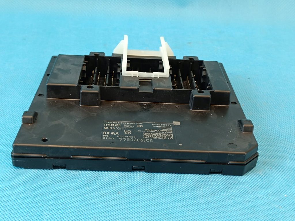 SKODA SUPERB 3 LIFT 2.0 TDI 110KW 2023R COMFORT CONTROLLER MODULE 5Q1937084A
