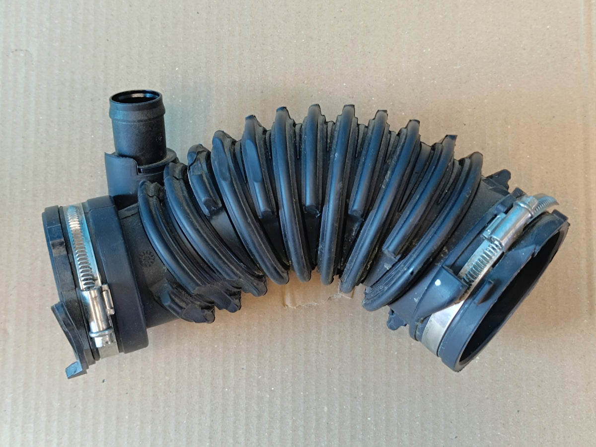 SKODA SUPERB 3 LIFT 2.0 TDI 2023 R AIR HOSE 3Q0129654R 3Q0129654R