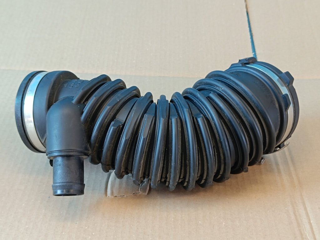 SKODA SUPERB 3 LIFT 2.0 TDI 2023 R AIR HOSE 3Q0129654R 3Q0129654R