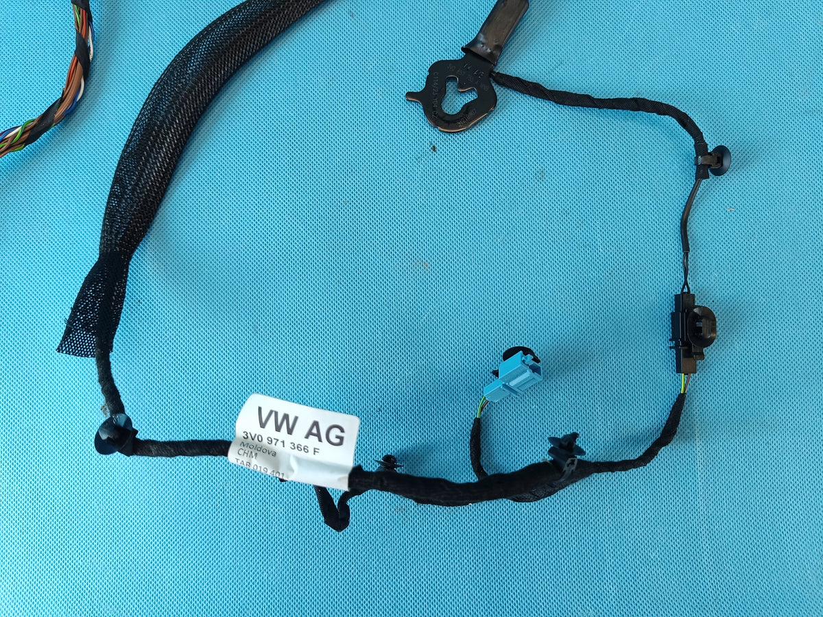 SKODA SUPERB 3 LIFT 2.0TDI 110KW 2023R PASSENGER SEAT HARNESS 3V0971366F