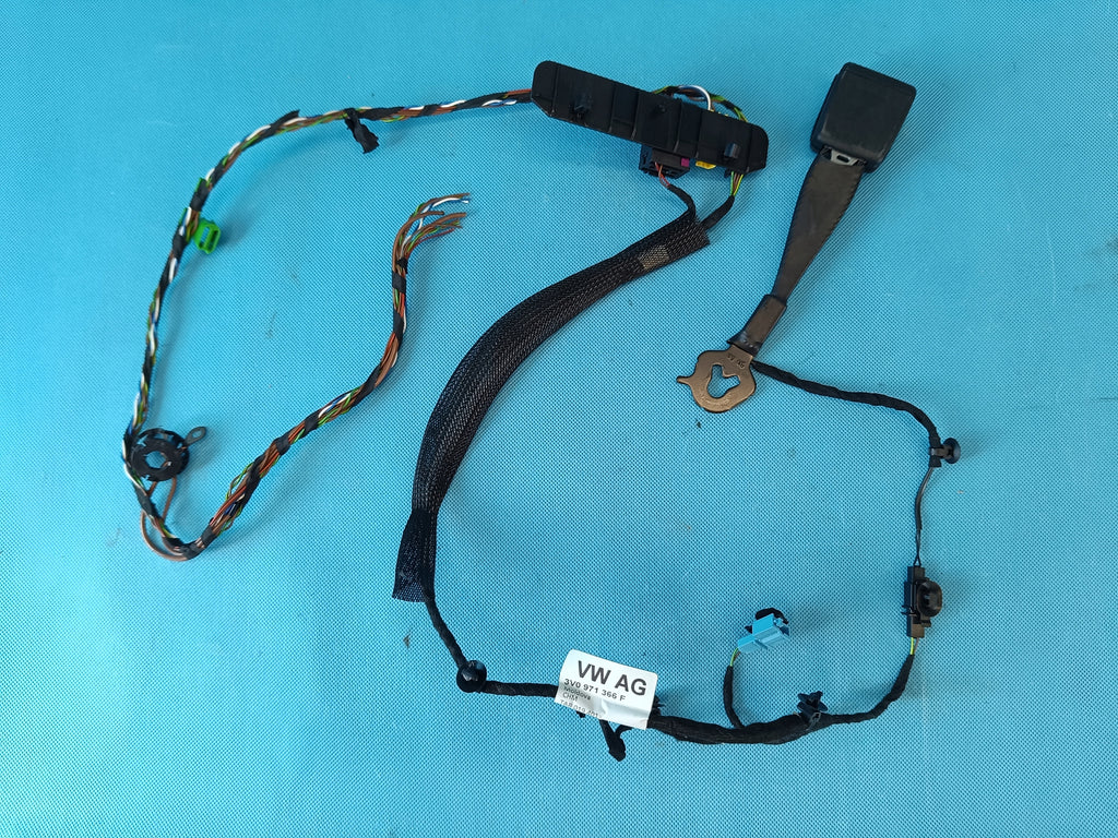 SKODA SUPERB 3 LIFT 2.0TDI 110KW 2023R PASSENGER SEAT HARNESS 3V0971366F