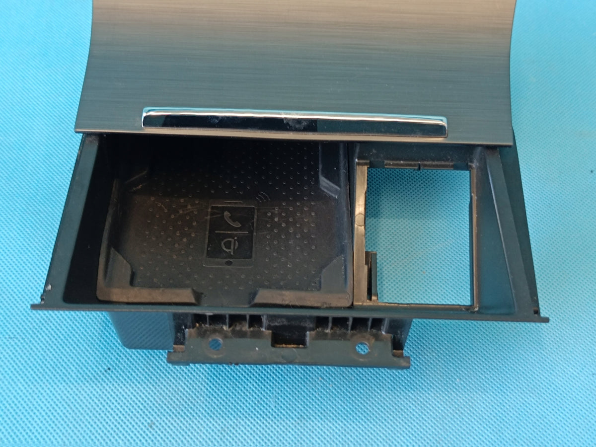SKODA SUPERB 3 STATION WAGON 2.0 TDI 147KW 2023 R STORAGE CONSOLE SHELF 3V1863071H