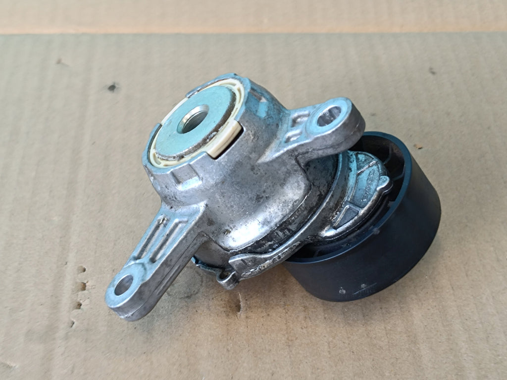 SKODA SUPERB 3 STATION WAGON 2.0 TDI 147KW 2023 R TENSIONER BELT ROLLER 04L903315J