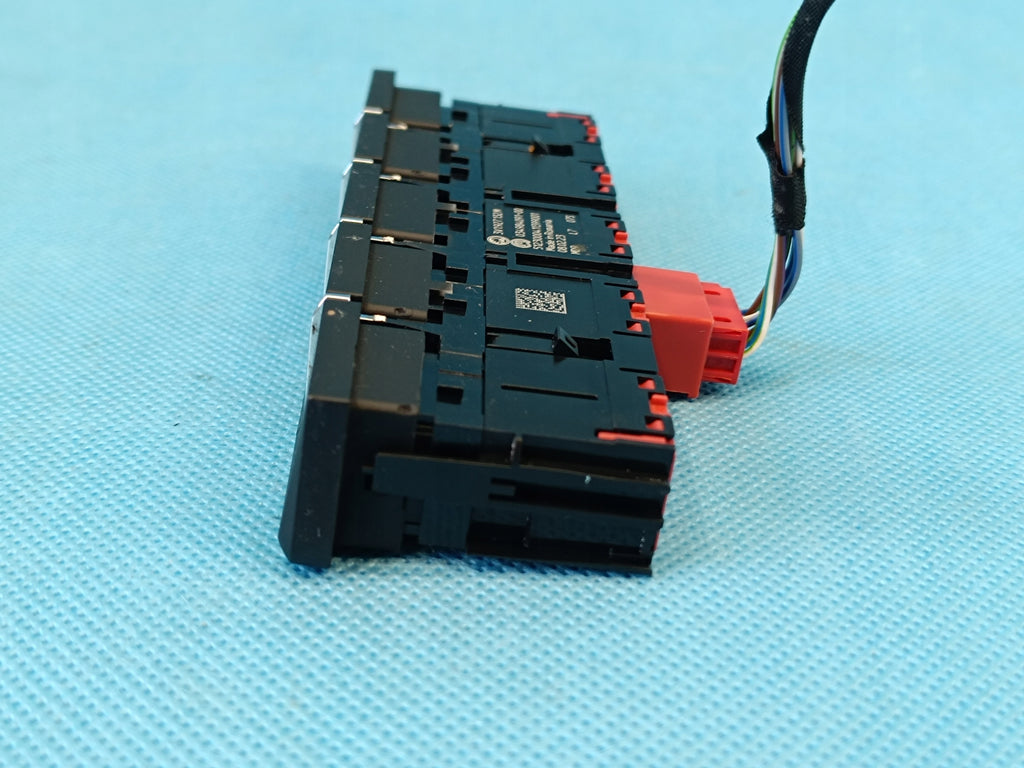 SKODA SUPERB 3 STATION WAGON 2.0 TDI 2023R SWITCH PANEL PDC FLAP 3V1927132M