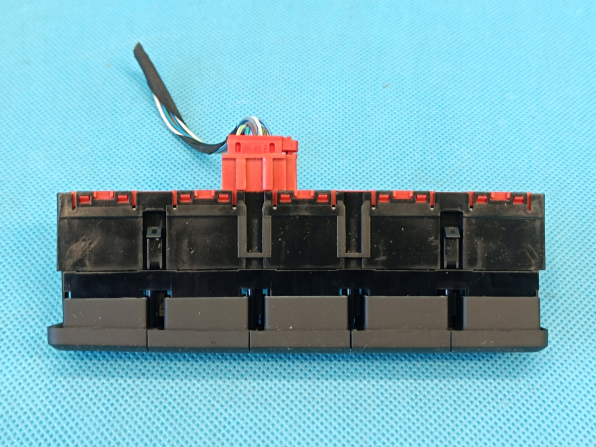 SKODA SUPERB 3 STATION WAGON 2.0 TDI 2023R SWITCH PANEL PDC FLAP 3V1927132M
