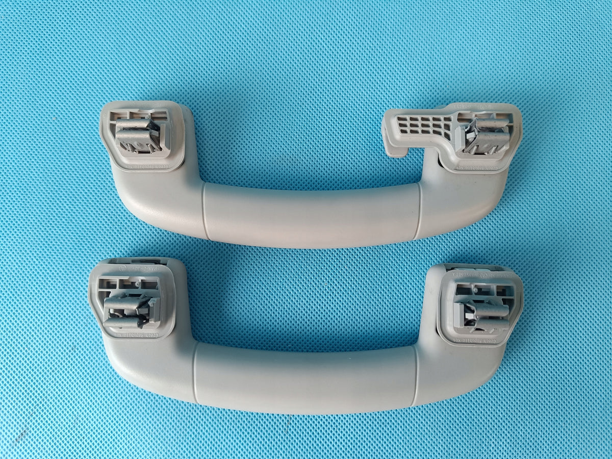 SKODA SUPERB 3 STATION WAGON 2.0TDI 23R HEADLINER HANDLES 3V0857607A 3V0857643A Y20