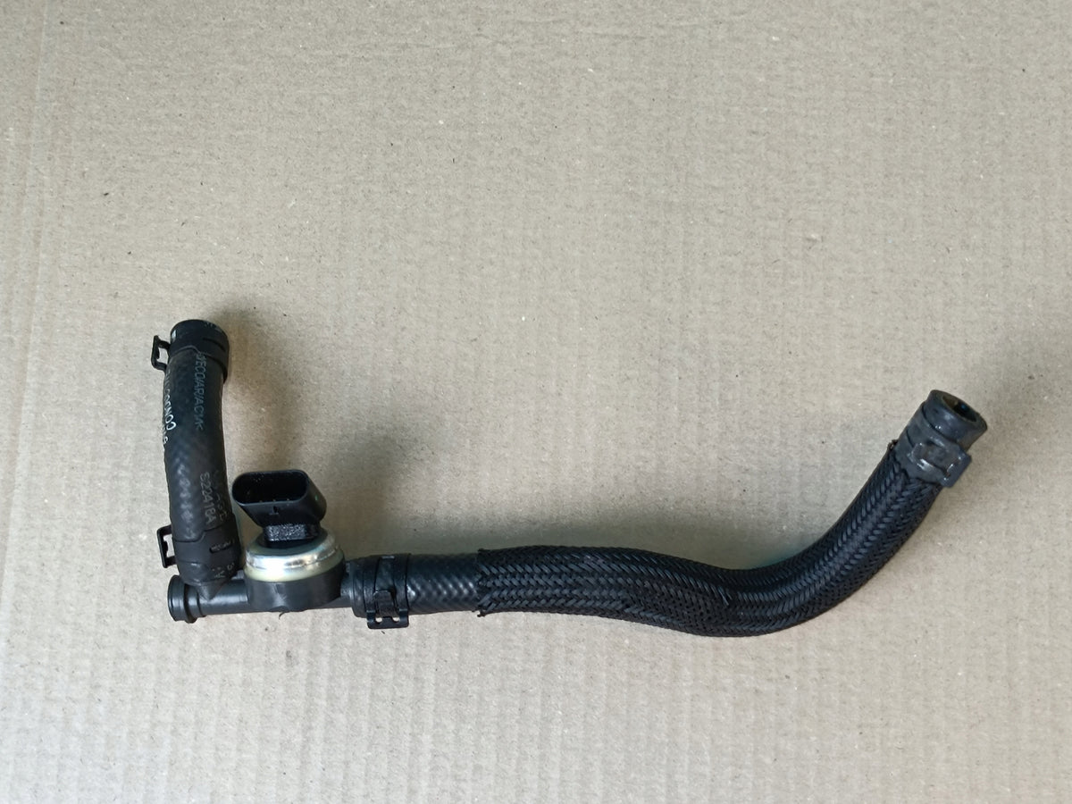 SKODA SUPERB 3 STATION WAGON 2.0TDI 23R HOSE FUEL TUBE SENSOR 04B906054G