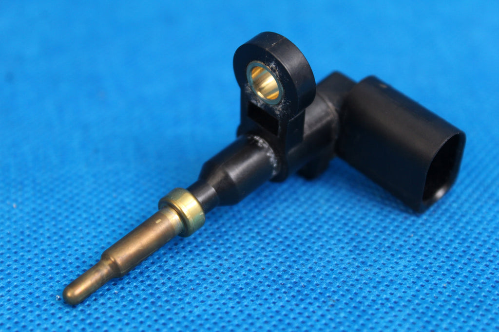 SKODA SUPERB 3V TEMPERATURE SENSOR 04E919501G 2017R