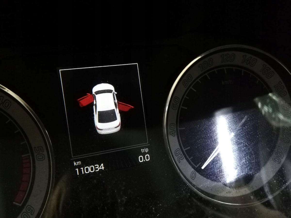 SKODA SUPERB 3V5 DOOR SEAL REAR LEFT SED 3V5867367B 2017R