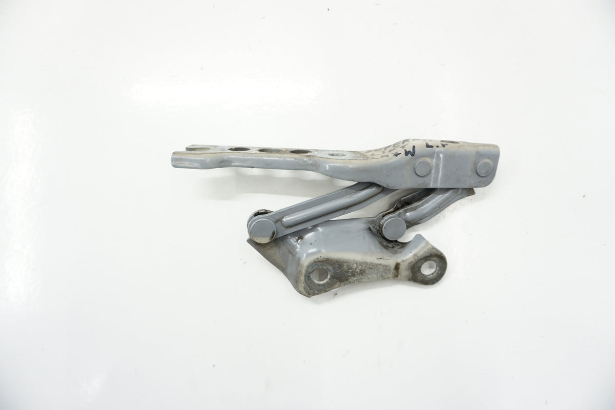 SKODA SUPERB II LIFT MASK HINGE LEFT LA7W 3T0823301B