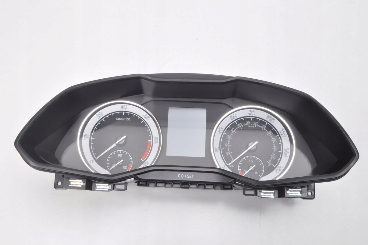 SKODA SUPERB III 2.0 TDI COUNTER CLOCKS 3V0920911 UK