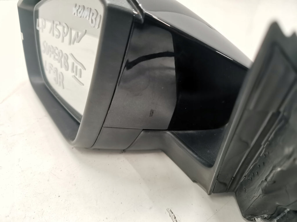 SKODA SUPERB III LEFT MIRROR 15PIN LF9R ENGLISH UK