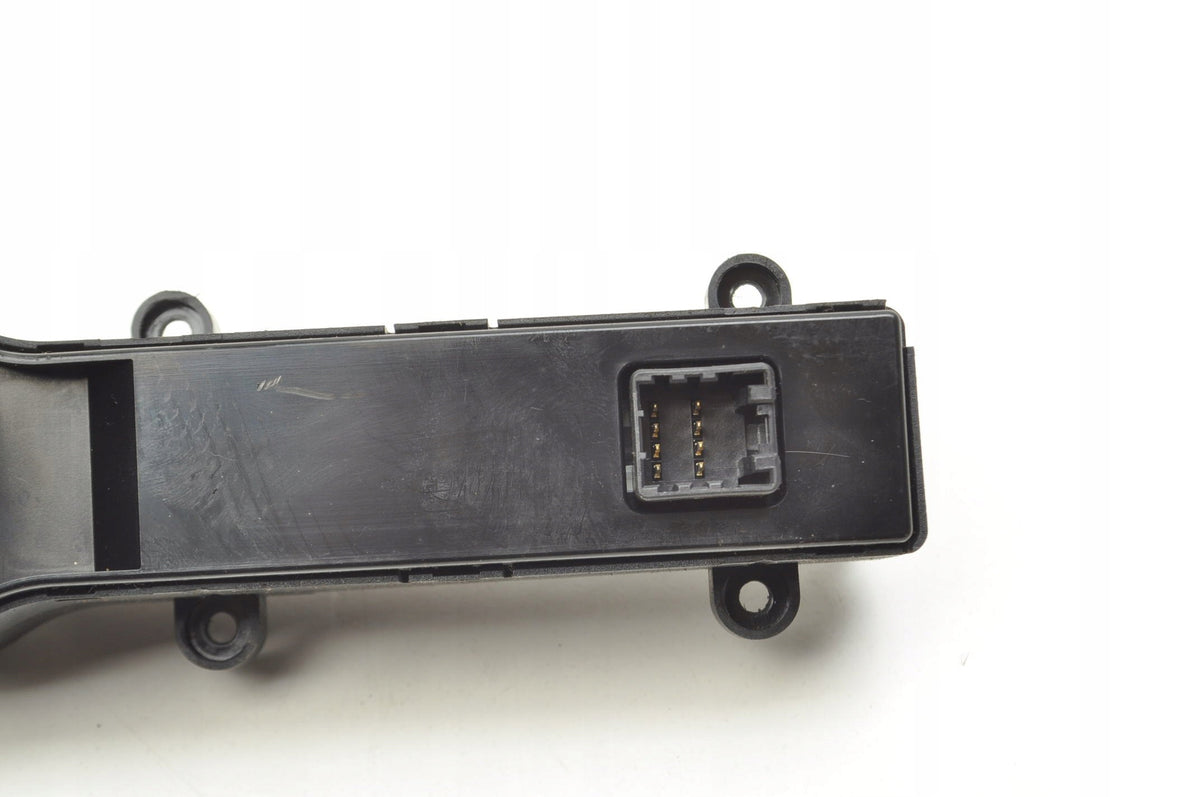 SSANGYONG REXTON LIFT EMERGENCY LIGHT SWITCH 85200-08B10