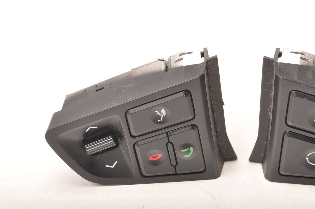 STEERING WHEEL BUTTONS HYUNDAI I20 96700-1J050 96700-1J000 SET