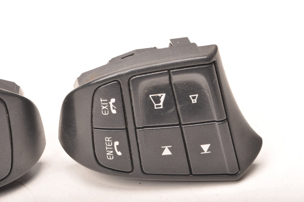 STEERING WHEEL BUTTONS VOLVO C30 S40 II V50 C70 31313949 31313951 SET