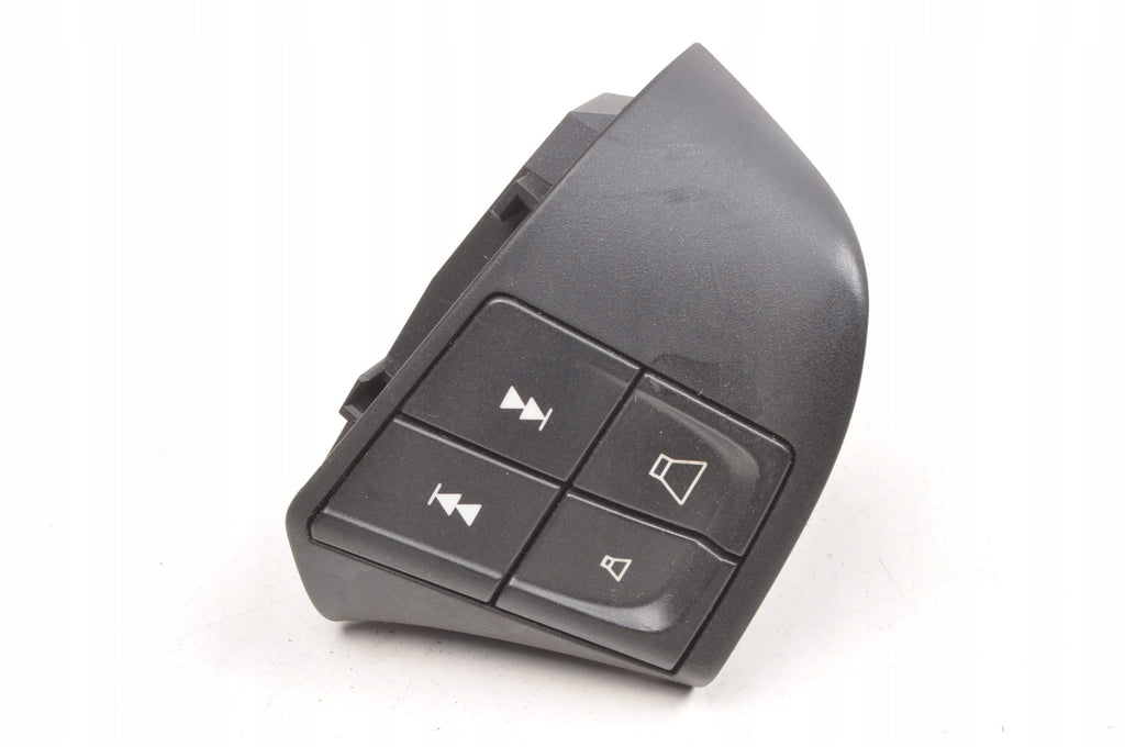 STEERING WHEEL BUTTONS VOLVO V40 II V60 31295457