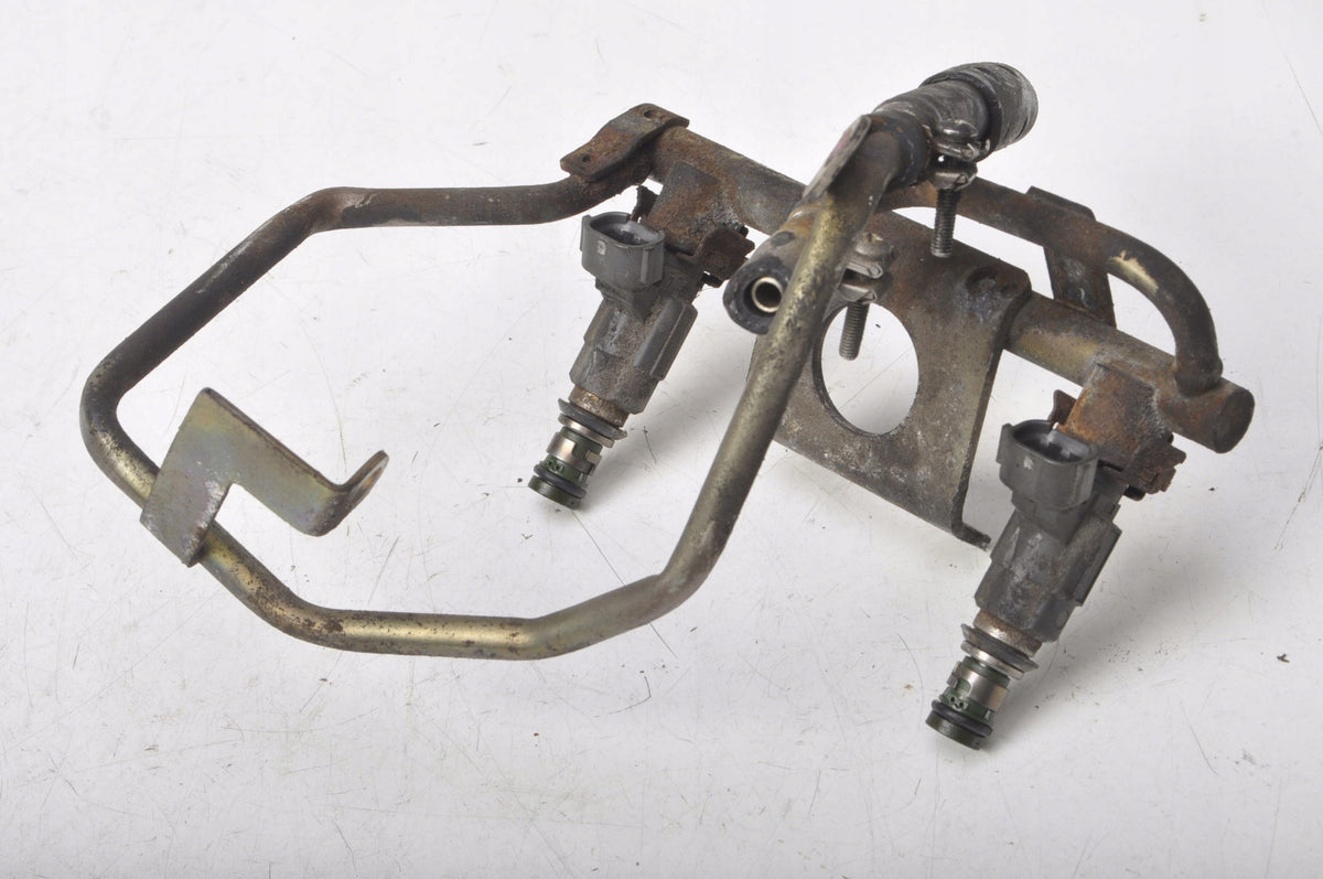 SUBARU FORESTER AND 2.0 INJECTION RAIL 17523 AA560