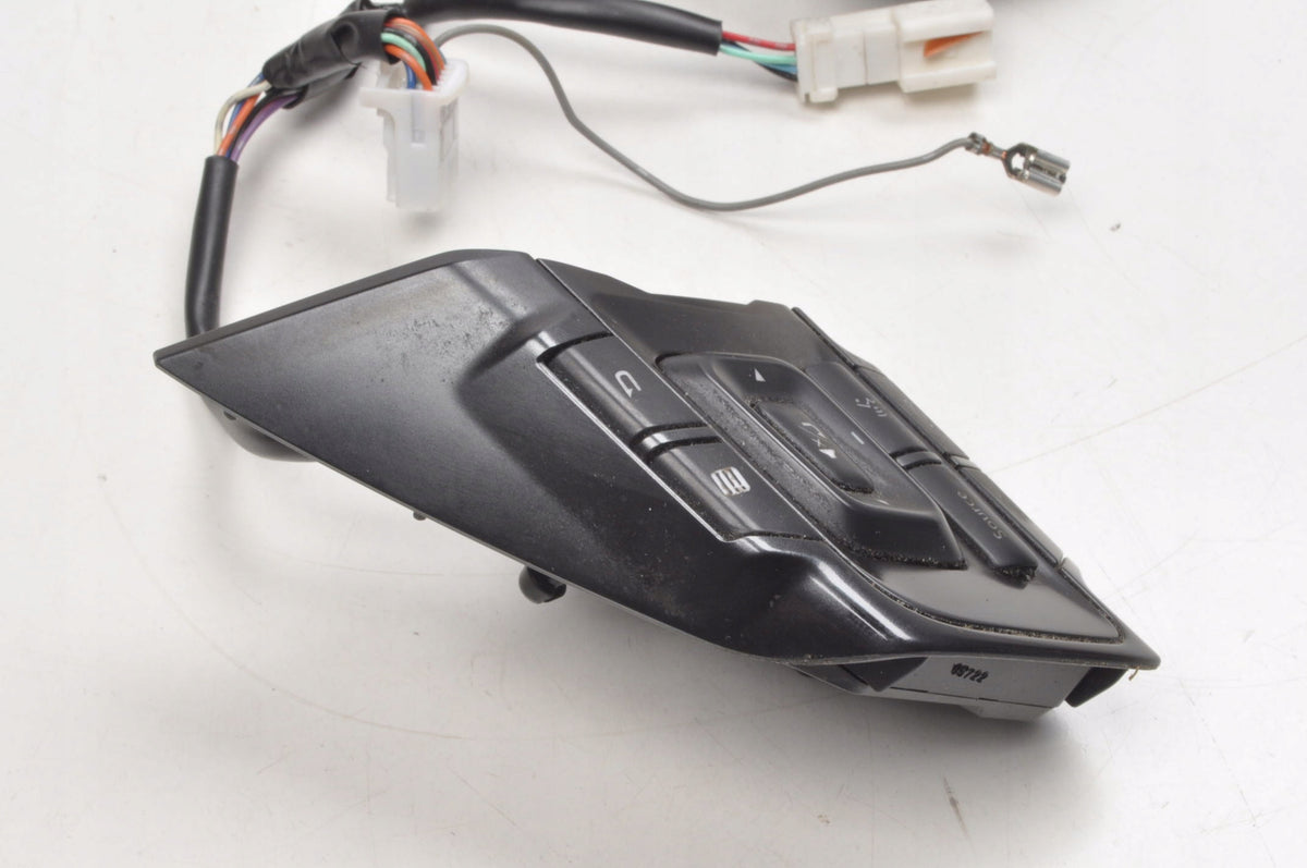 SUBARU LEVORG STEERING WHEEL BUTTONS