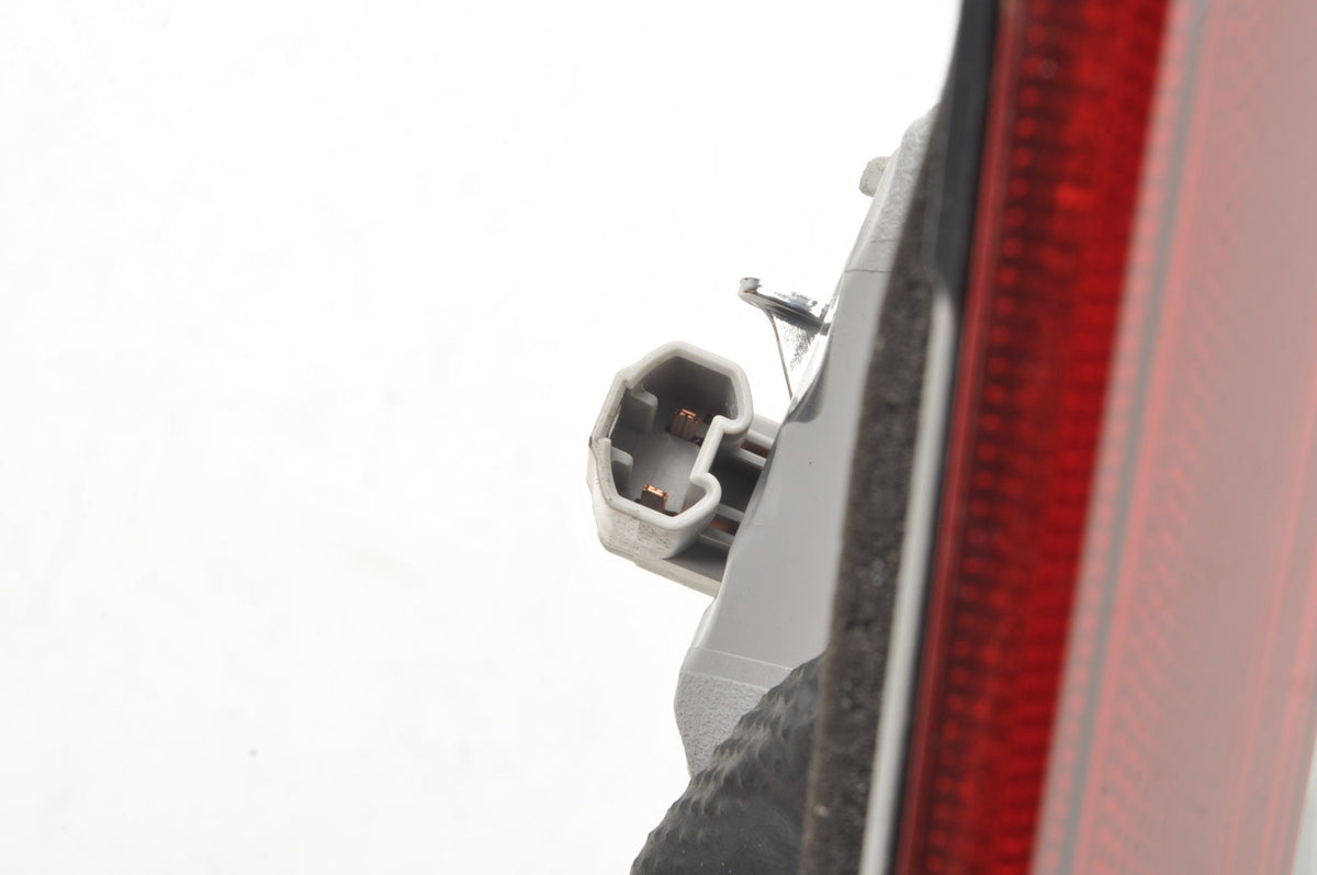 SUZUKI IGNIS III LAMP RIGHT REAR FLAP
