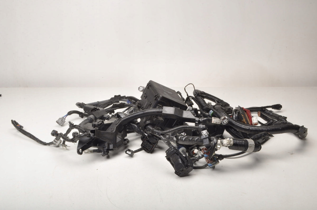 SUZUKI JIMNY IV 1.5 16V BUNDLE ENGINE COMPARTMENT INSTALLATION 23R