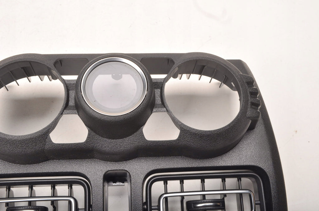 SUZUKI JIMNY IV GRILLE AIR VENT CENTER