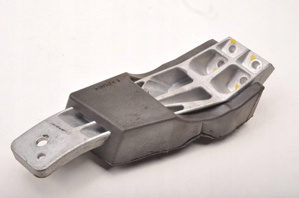 SUZUKI JIMNY IV HOLDER REDUCER MOUNT 24R