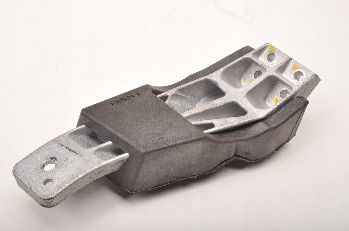 SUZUKI JIMNY IV HOLDER REDUCER MOUNT 24R