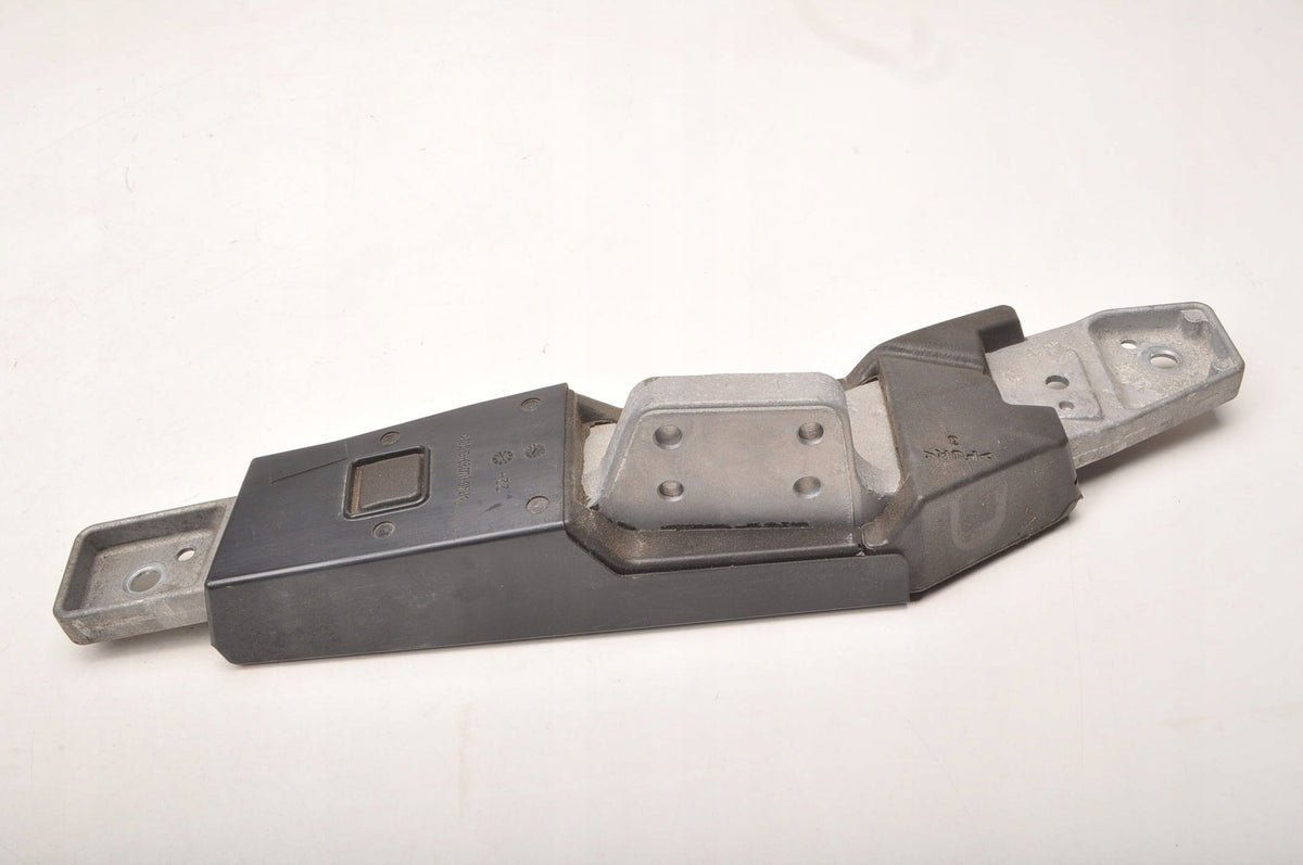 SUZUKI JIMNY IV HOLDER REDUCER MOUNT