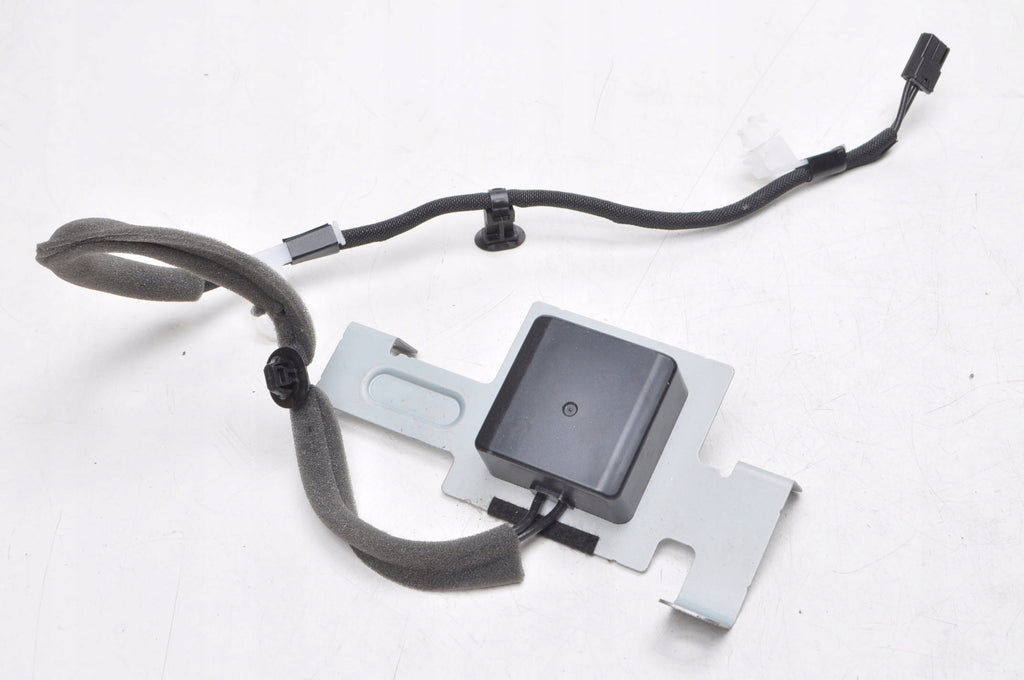 SUZUKI JIMNY IV MODULE DRIVER GPS 38966-78RB0 23R