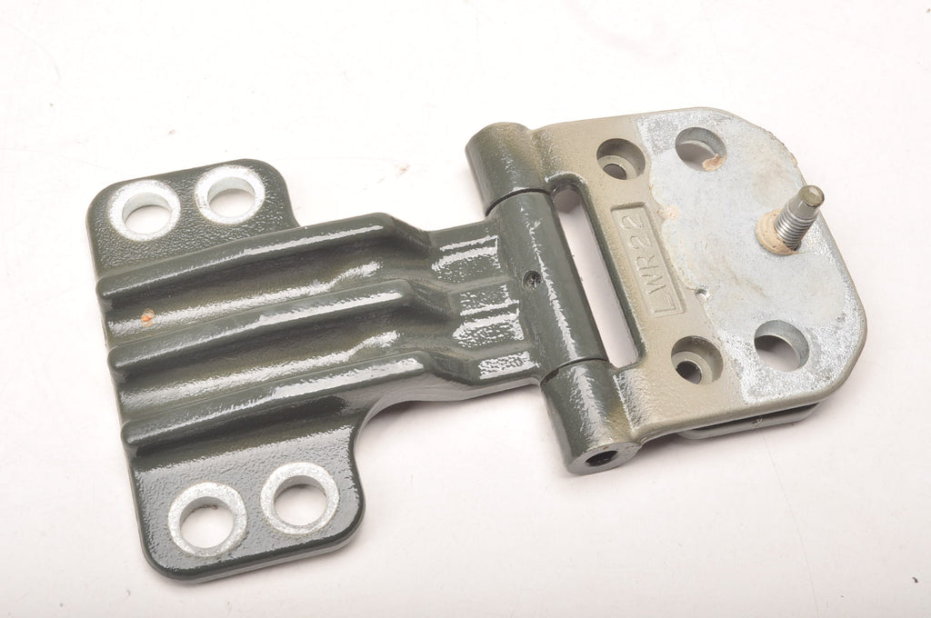 SUZUKI JIMNY IV TAILGATE HINGE 24R