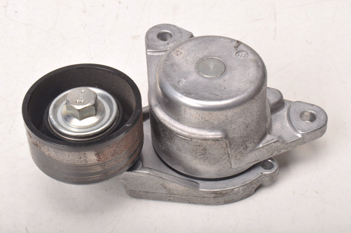 SUZUKI S-CROSS 1.5 HYBRID BELT TENSIONER 23R