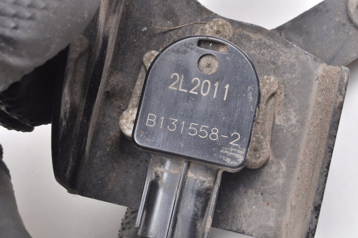 SUZUKI S-CROSS XENON LEVELING SENSOR 23R 2L2011 B131558-2