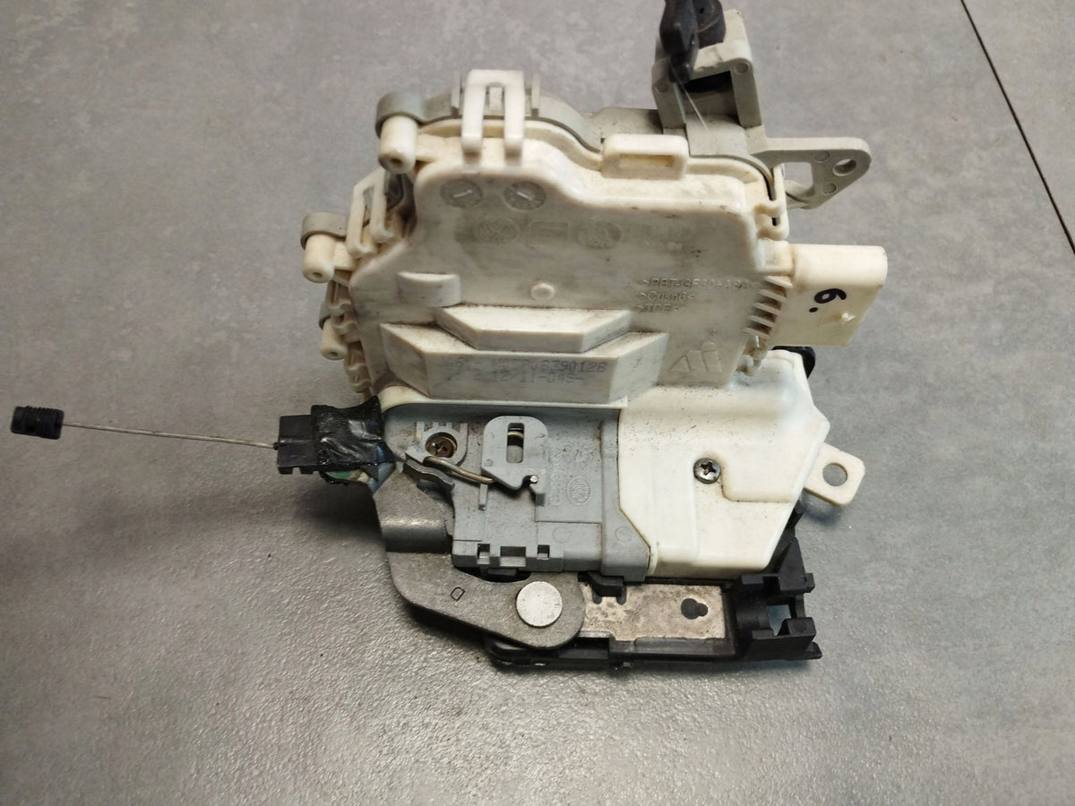 Seat Altea XL LOCK RIGHT REAR 5P0839012B