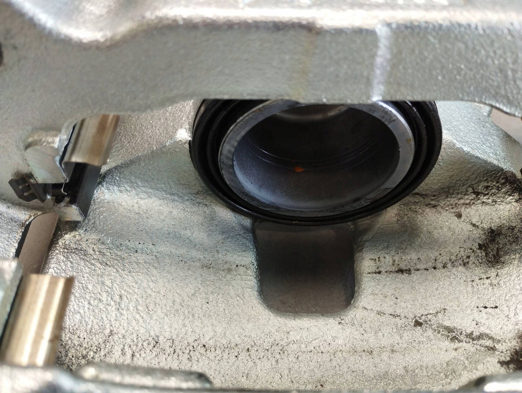 Seat Leon IV 2024 CLAMP RIGHT FRONT 5WA106BE