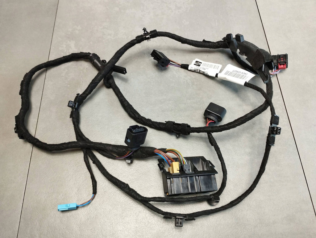 Seat Leon IV 2024 FLAP BEAM REAR 5FB970148R