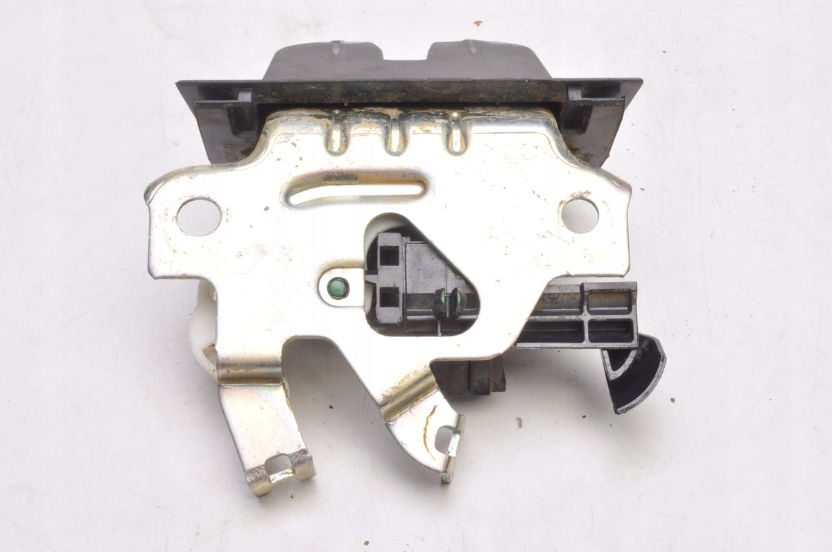Skoda Karoq CUPRA LEON FORMENTOR TAILGATE LOCK 5F082750510S 2024R