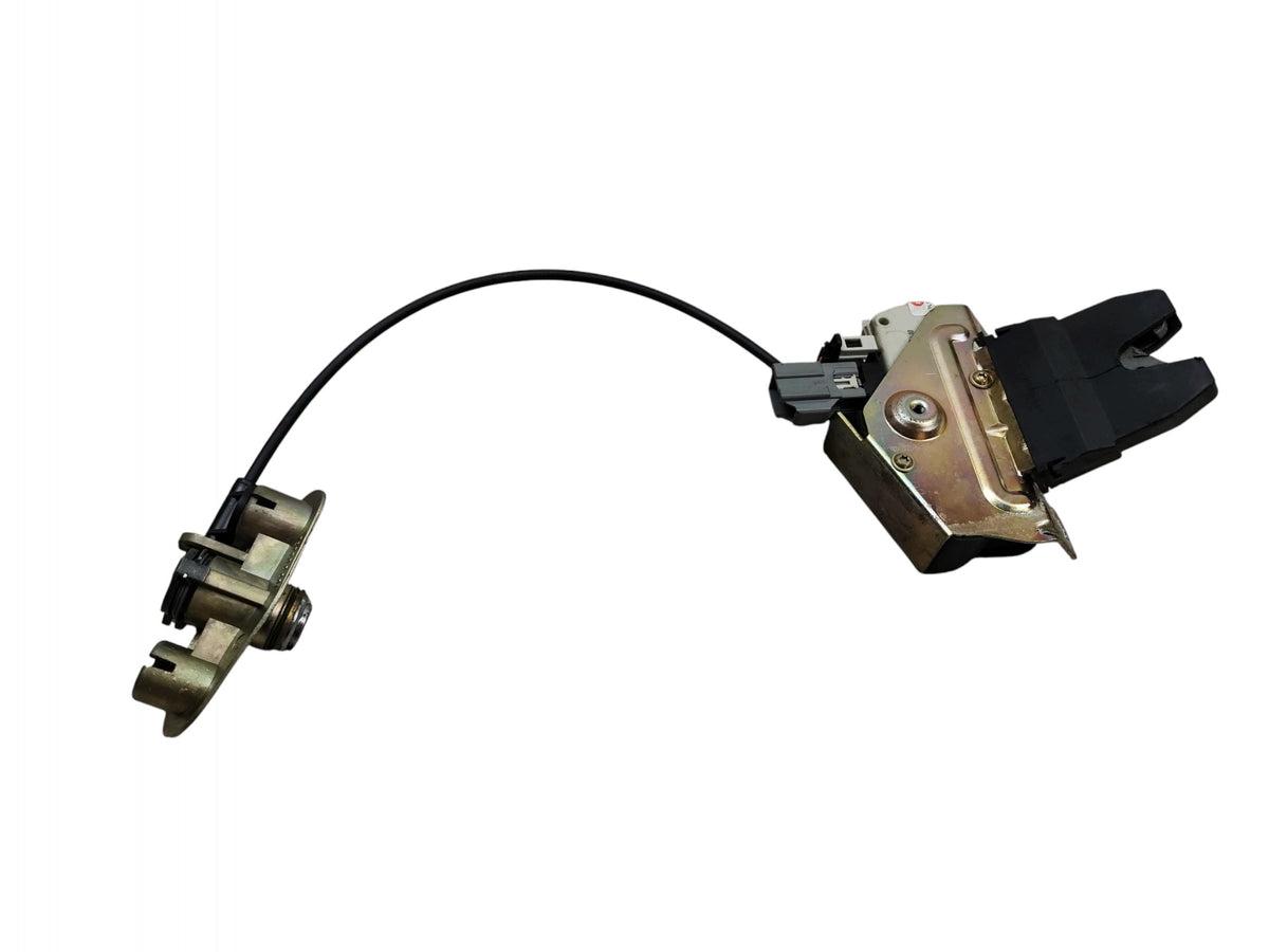 TAILGATE LOCK INSERT VOLVO S60 AND LIFT (2004-2010) SEDAN 8679694