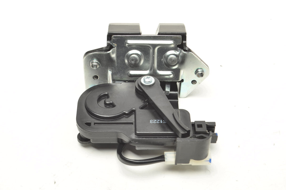 TAILGATE TRUNK LOCK LATCH BAIC BEIJING 3 X35 A00084630 A577B00377 FACELIFT 26R