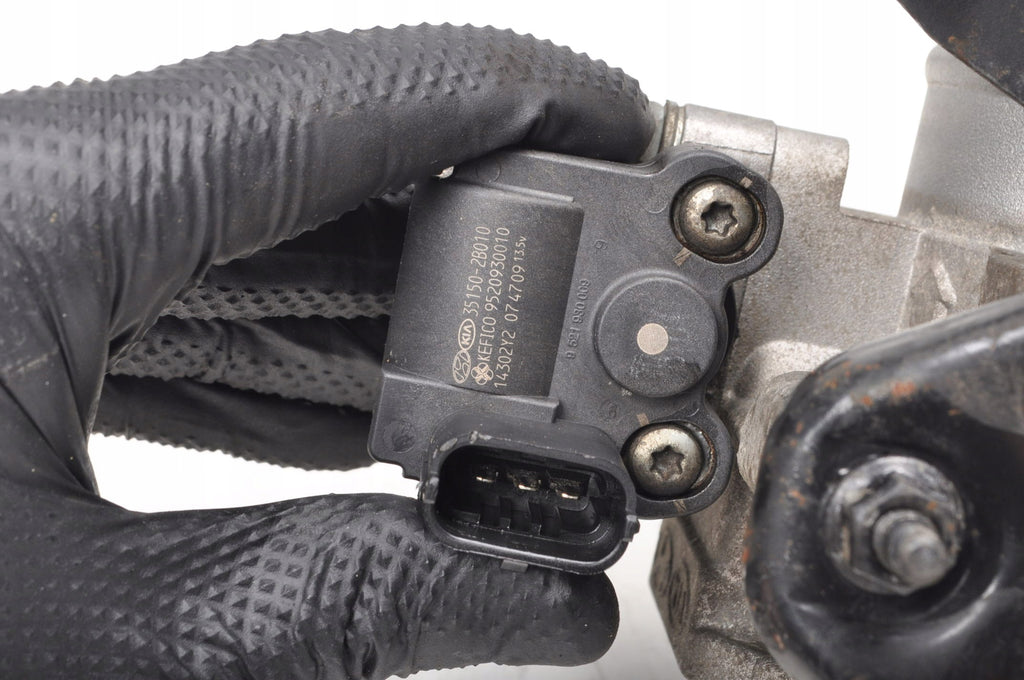 THROTTLE HYUNDAI I20 1.4 16V 101KM 35100-2B120
