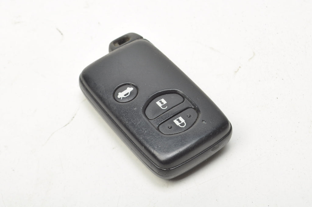 TOYOTA AURIS AND KEY PILOT MR4134