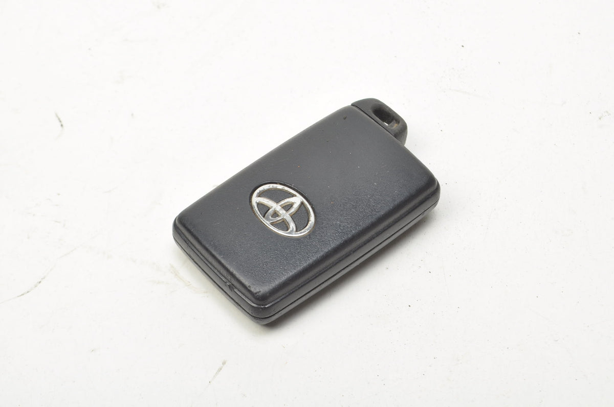 TOYOTA AURIS AND PILOT KEY