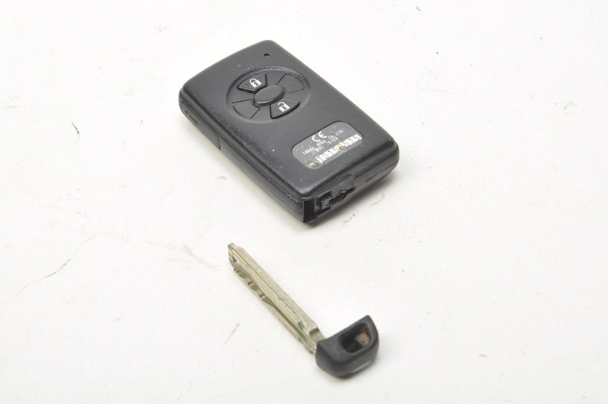 TOYOTA AURIS AND PILOT KEY